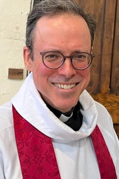 Revd Richard Washington